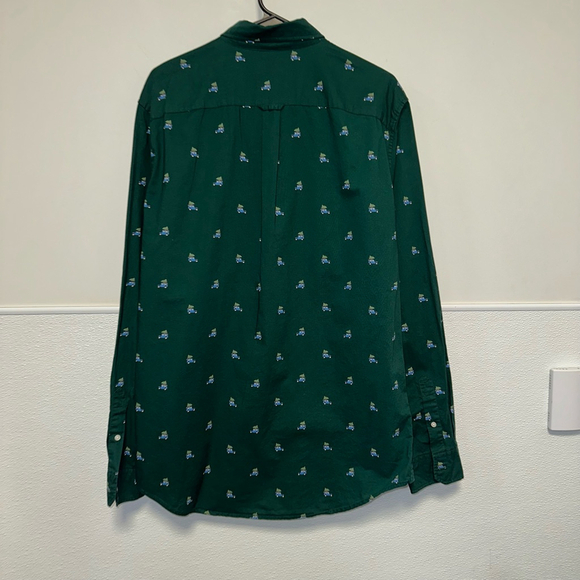 American Eagle Men’s Top Button Down Large Tall Green Car Christmas Long Sleeve - Picture 6 of 14